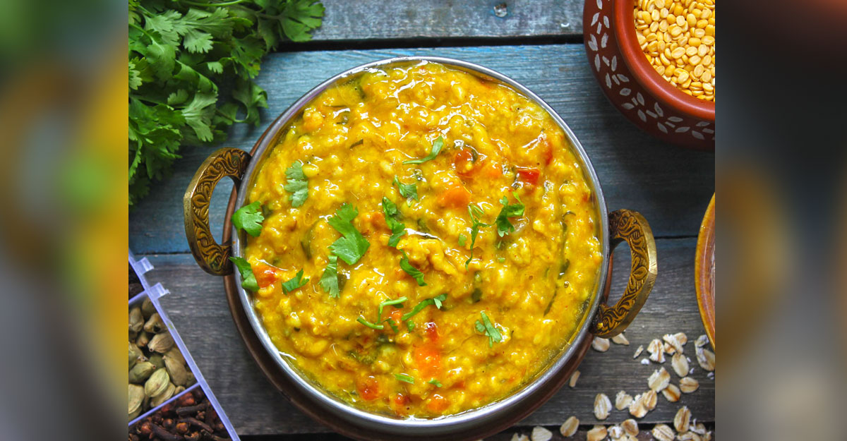 বৃষ্টি দিনে ইফতারের টেবিলে রাখুন সবজি খিচুড়ি