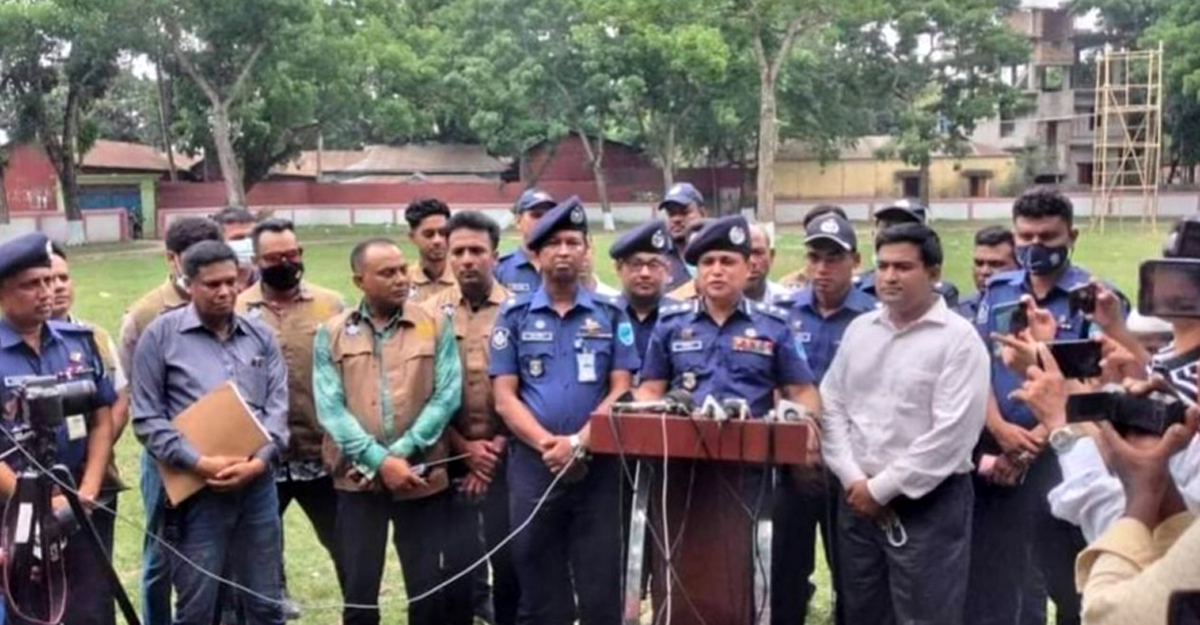 প্রস্তুত শোলাকিয়া ঈদগাহ ময়দান