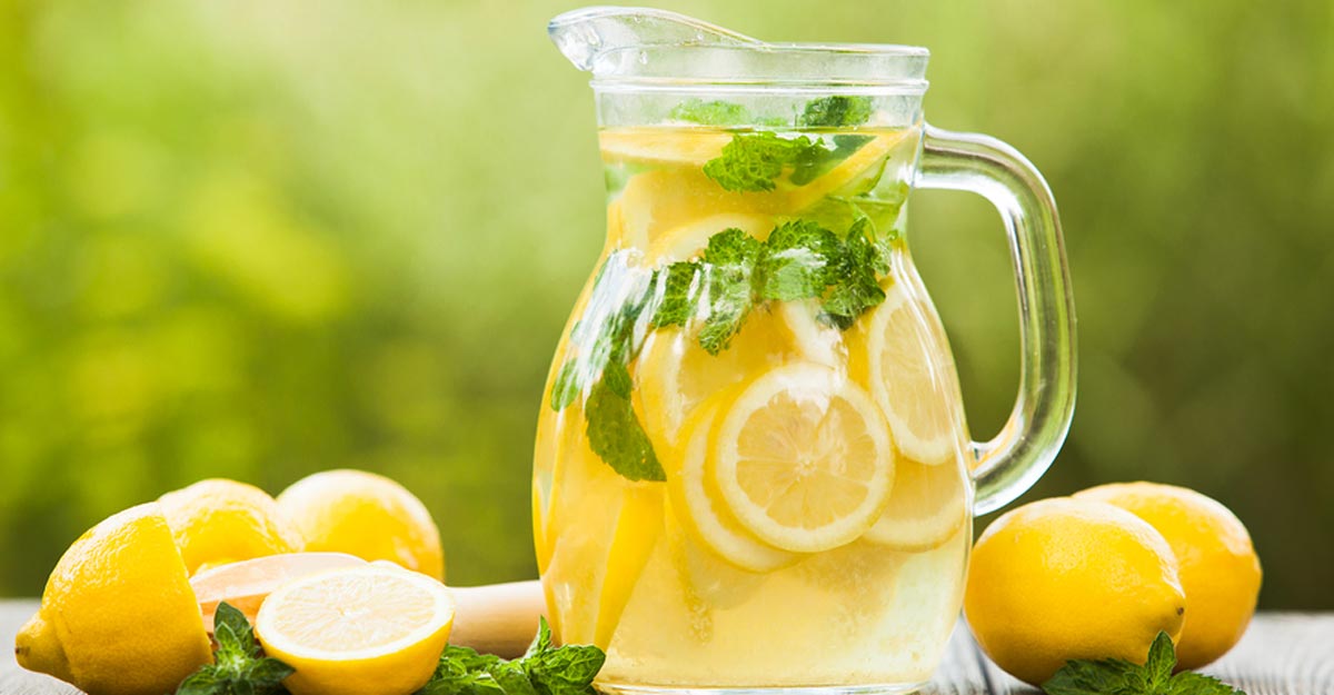 গরমে লেবু পানি পানের অবিশ্বাস্য উপকারিতা