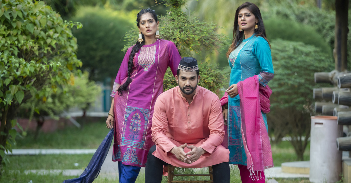 ঈদের পোশাকে রঙিন রঙ বাংলাদেশ