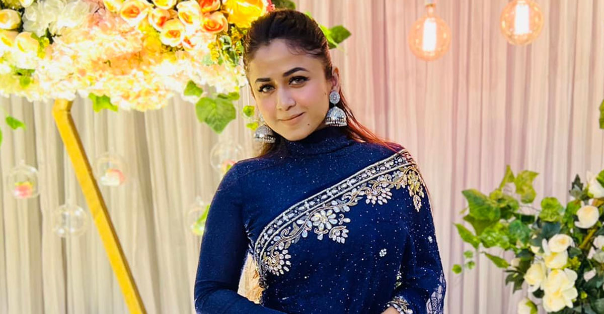 ছোটবেলায় জোর করে সালামি নিতাম: ফারিয়া শাহরিন