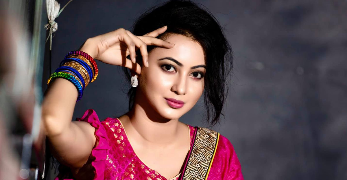 কেন নিজেকে ‘নায়িকা’ মনে হচ্ছে মিতুর