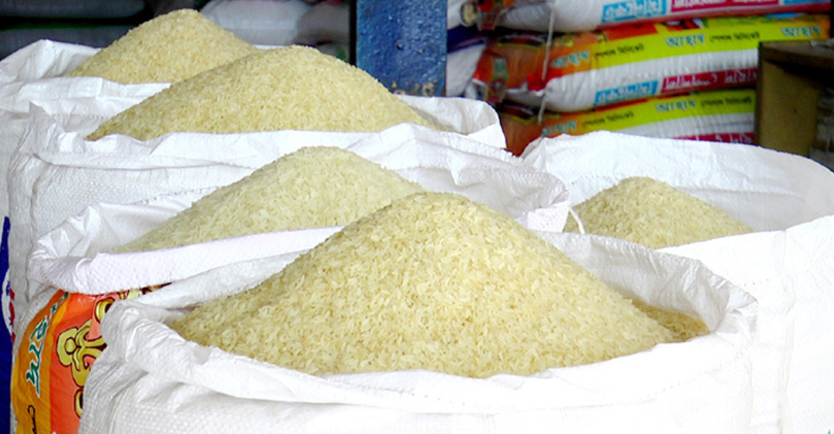 বাজারে বেড়েছে সব ধরনের চালের দাম