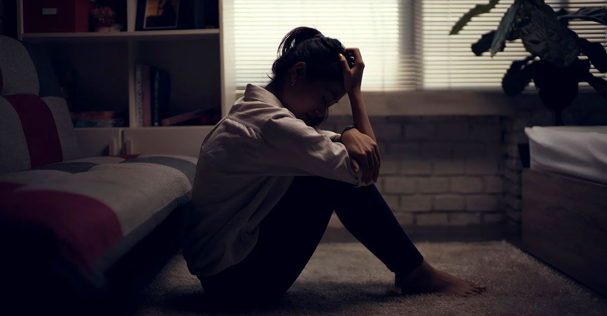 বিষণ্ণতা থেকে মুক্তি পেতে যা খাবেন