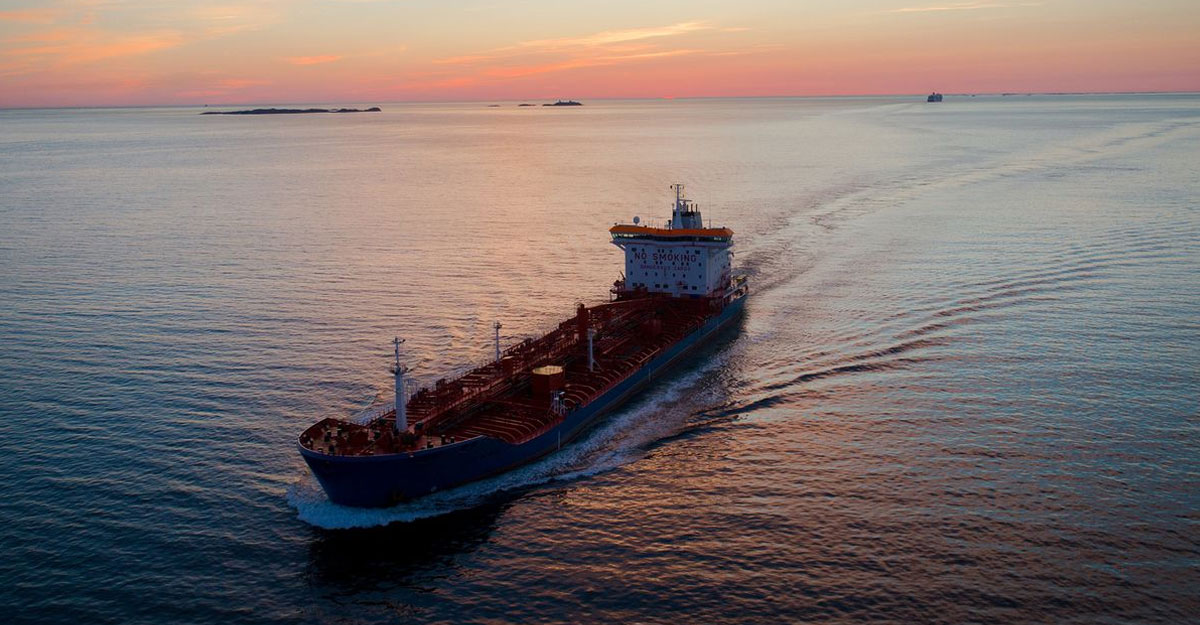 ভারত হয়ে রাশিয়ার তেল যাচ্ছে যুক্তরাষ্ট্রে!