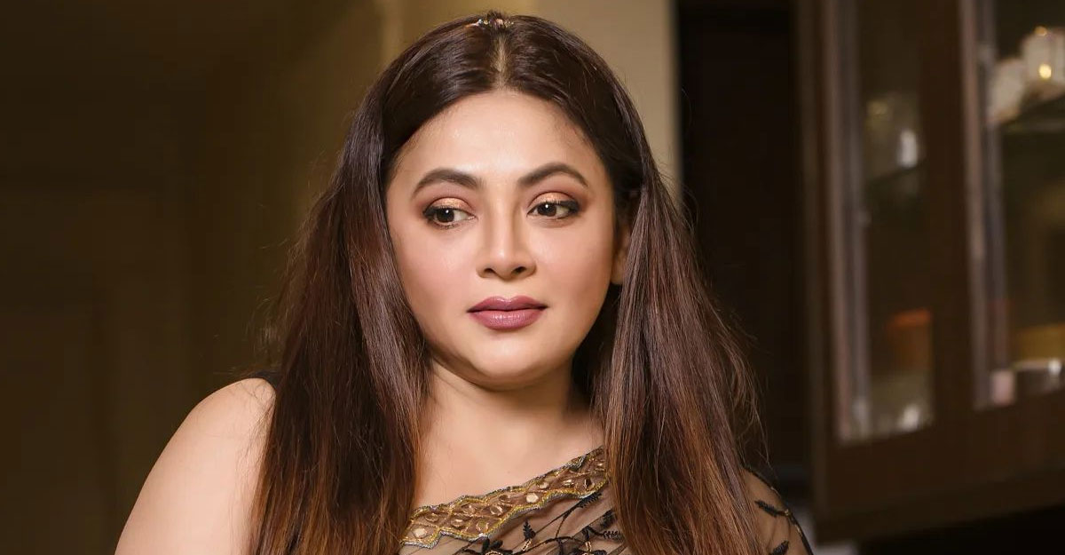 কারও বাবার টাকায় জন্মদিন করিনি: শ্রীলেখা