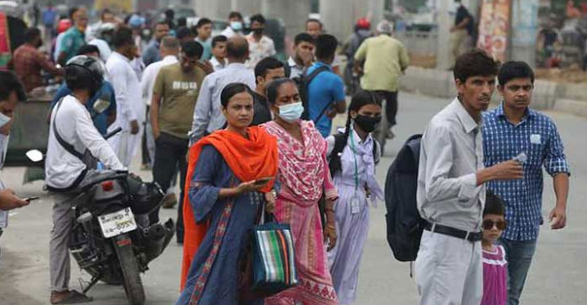 নতুন অফিস সময়সূচিতে নারীদের বাড়তি ভোগান্তি