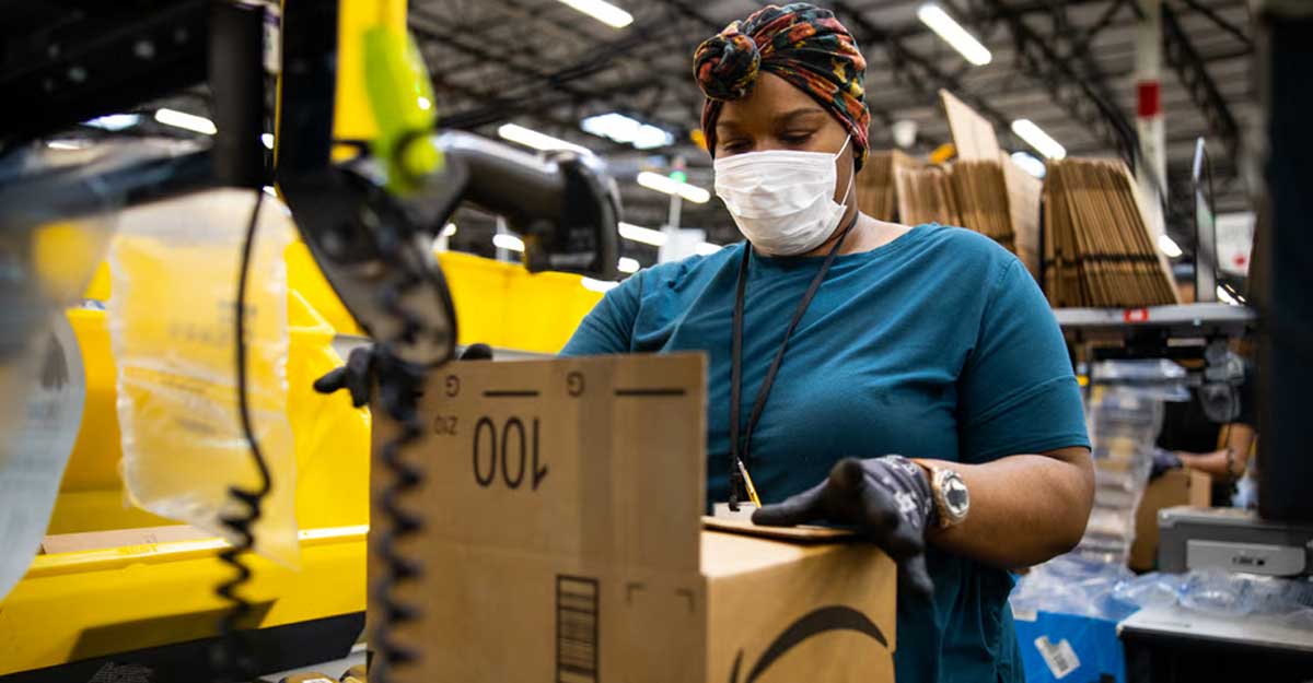 অ্যামাজনে আরও ২০ হাজার কর্মী ছাঁটাই