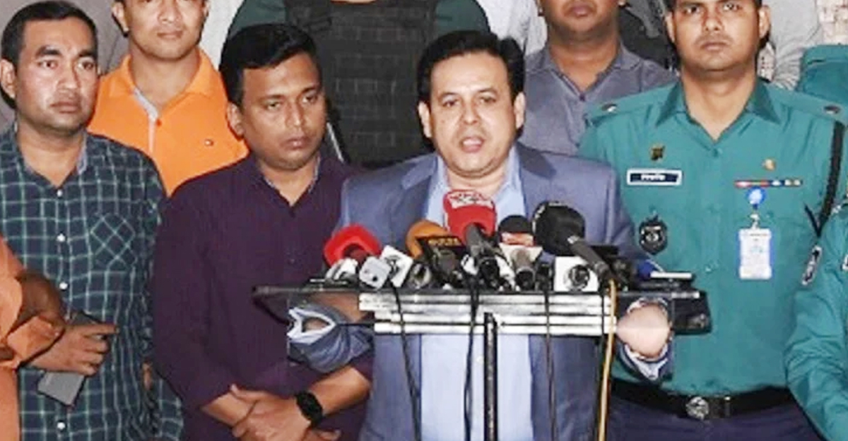 পালিয়ে যাওয়া দুই জঙ্গি দেশেই আছে: সিটিটিসি