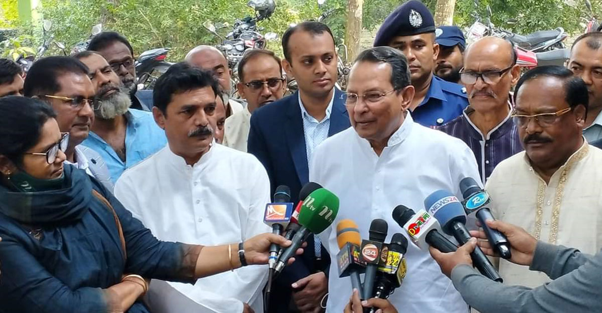 ১০ ডিসেম্বর নিয়ে এত কথাবার্তার কারণ দেখছেন না ইনু