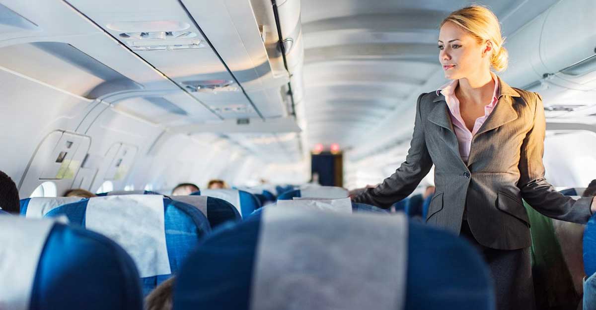 বিমানবালারা যাত্রীদের যে আচরণে বিরক্ত হন