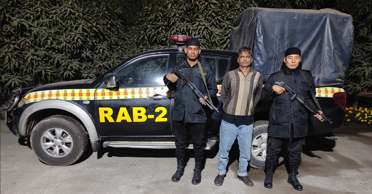 দাড়ি-গোঁফ কেটেও শেষ রক্ষা হলো না জঙ্গি নেতার