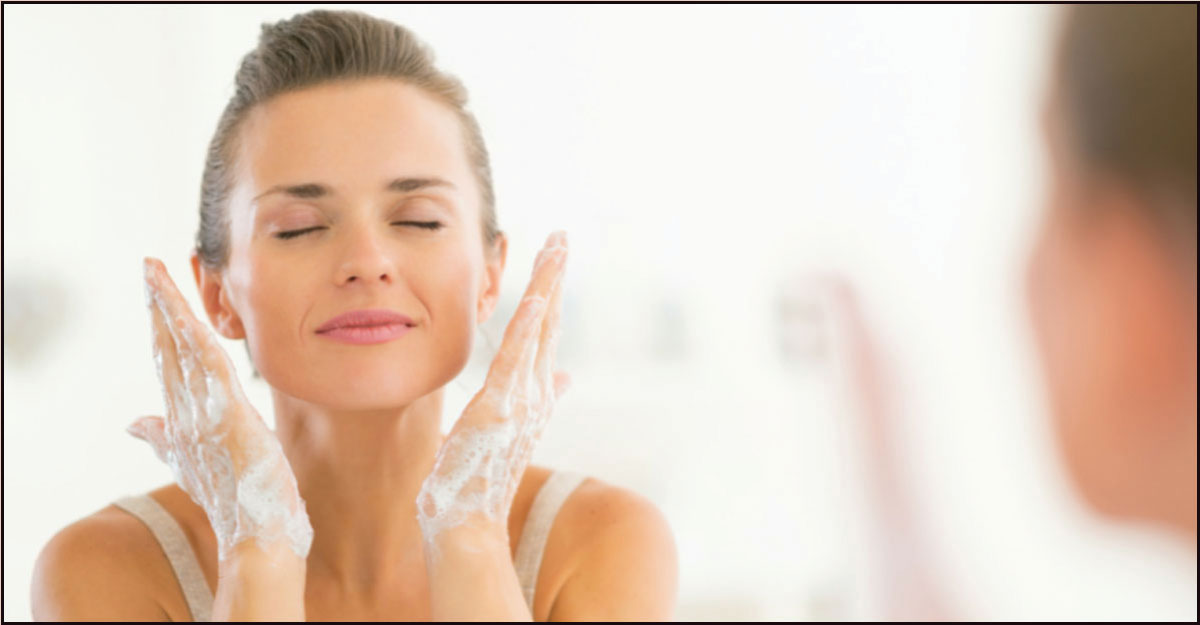 সাবান দিয়ে মুখ ধুলে যা হয়