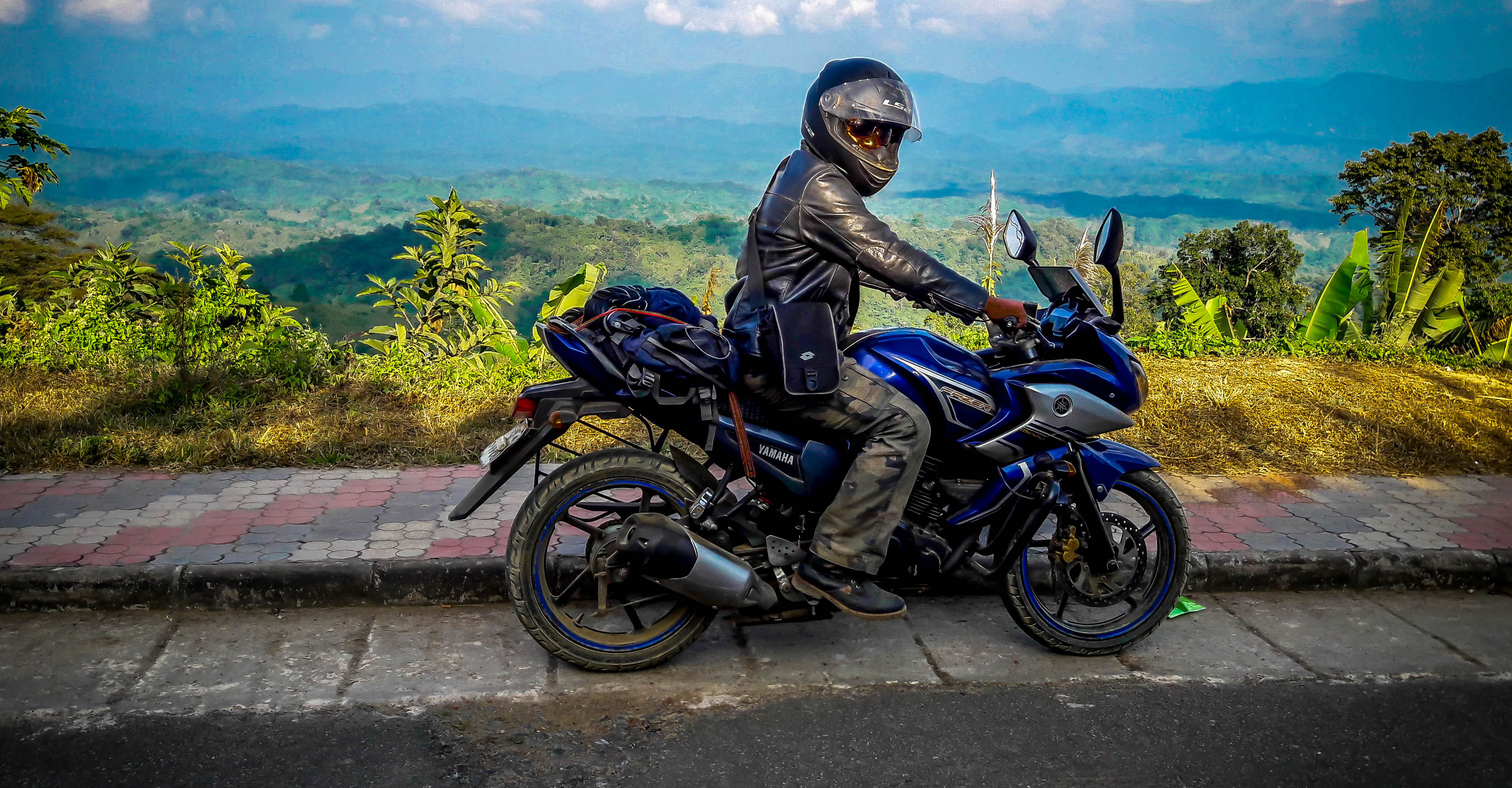 Onamning shirin mushuki Telefon jinsiy aloqa men seni xohlayman