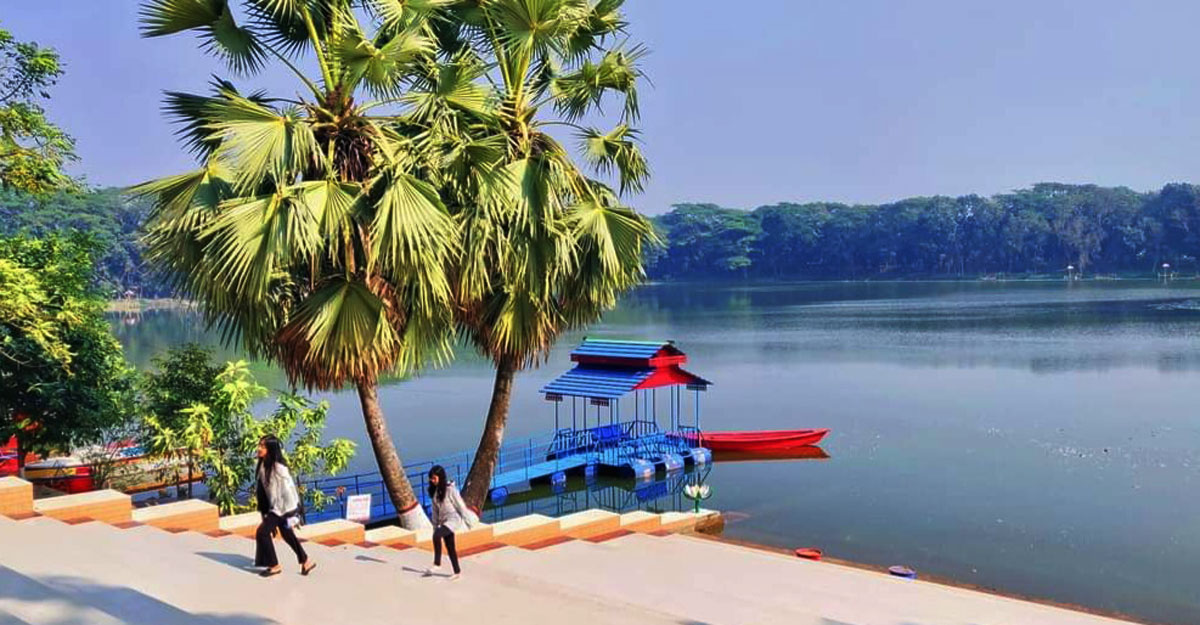 রানীর হেঁটে যাওয়া পথ ধরে বরিশালের ‘দুর্গাসাগর!’