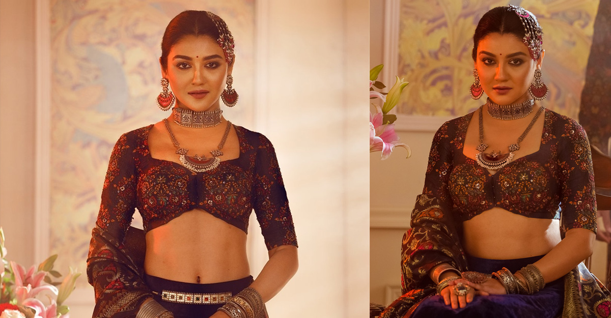 টলিউডের আরও এক ছবিতে জয়া