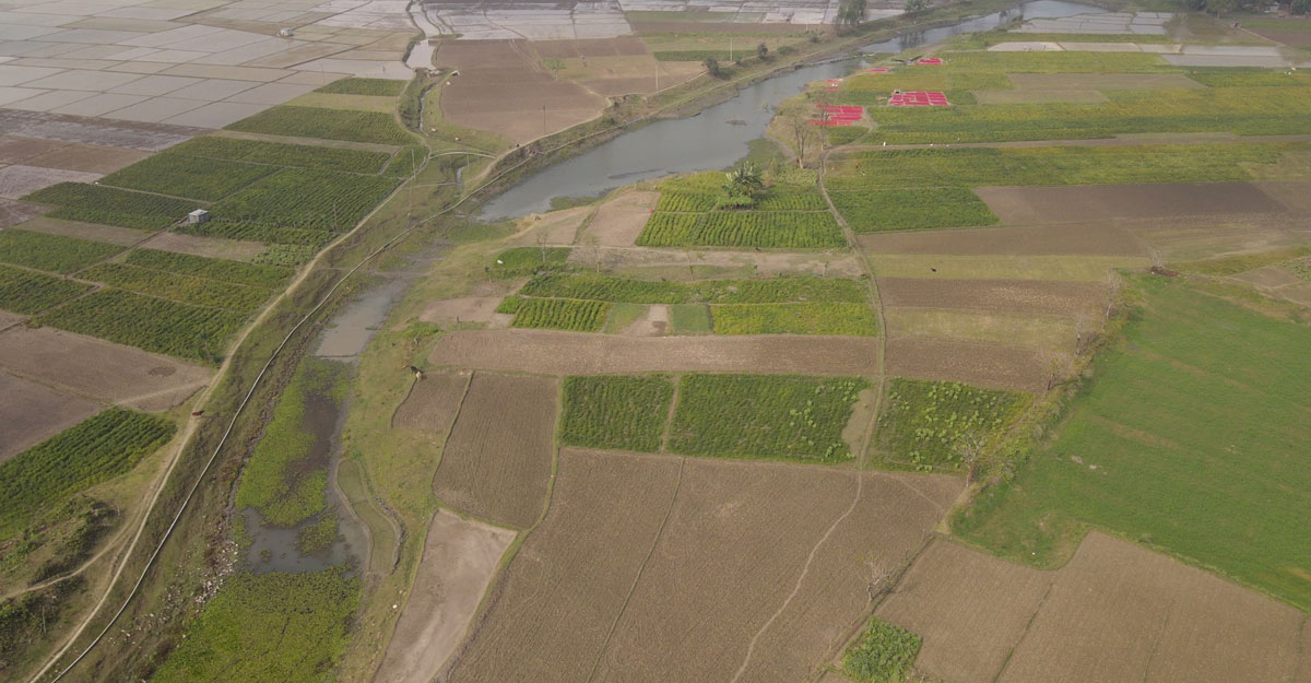 এক সময়ের খরস্রোতা ঝিনাই নদী এখন শুধুই ইতিহাস