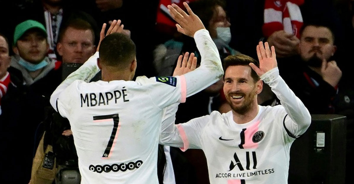 মেসির পায়ে বল থাকাটা জরুরি: এমবাপে