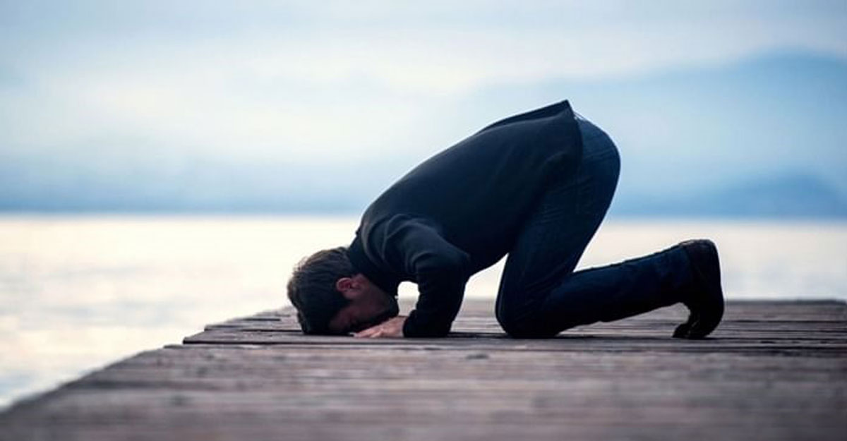 দুনিয়ার চেয়ে দামি দুই রাকাত নামাজ