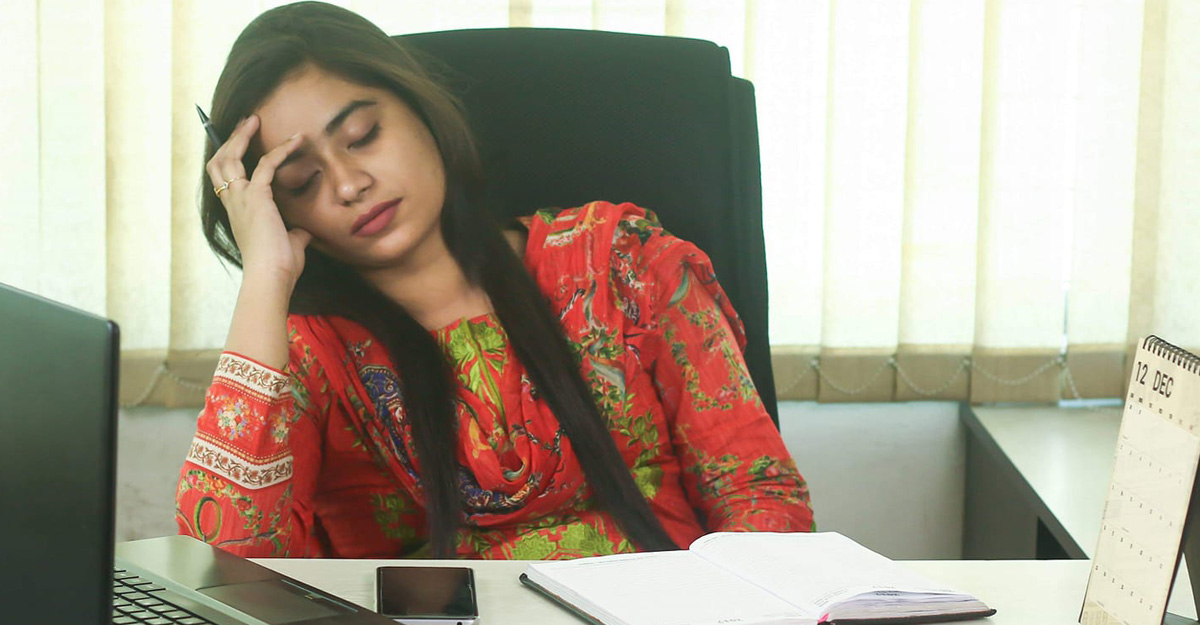 সুস্থ থাকতে কার কত ঘণ্টা ঘুম প্রয়োজন