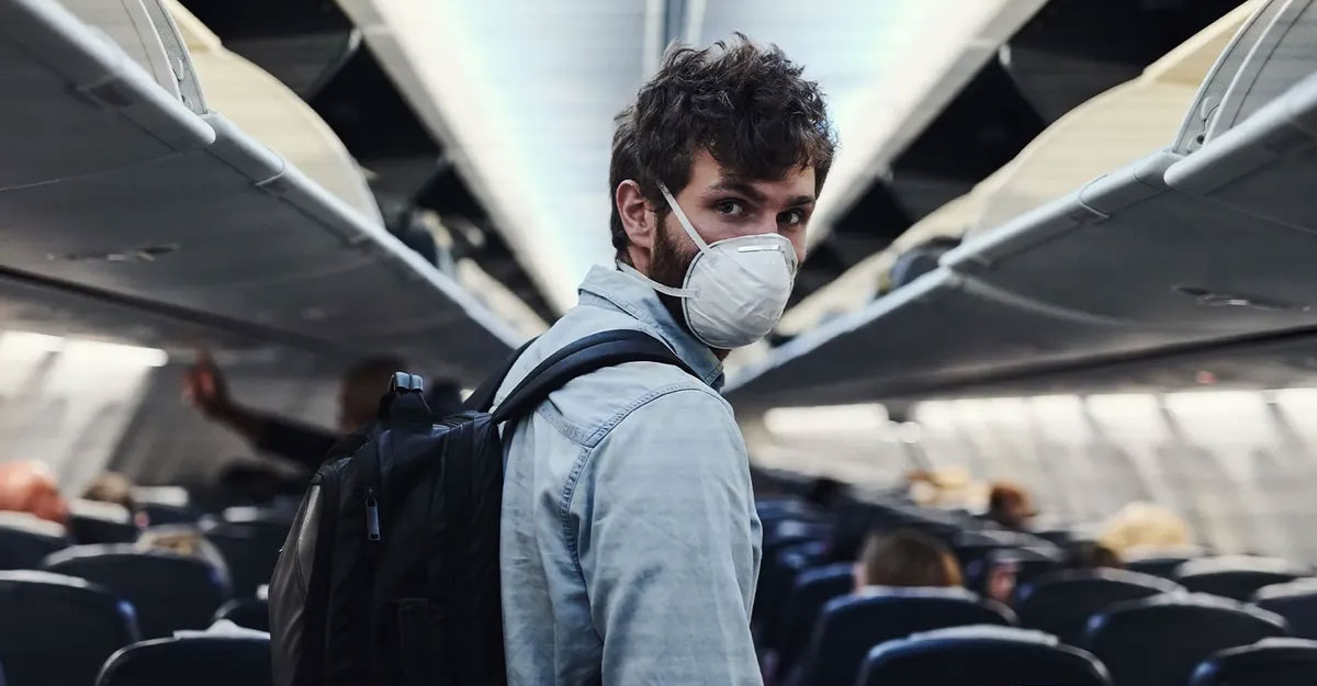 বিমানে যেসব কাজ ভুলেও করবেন না