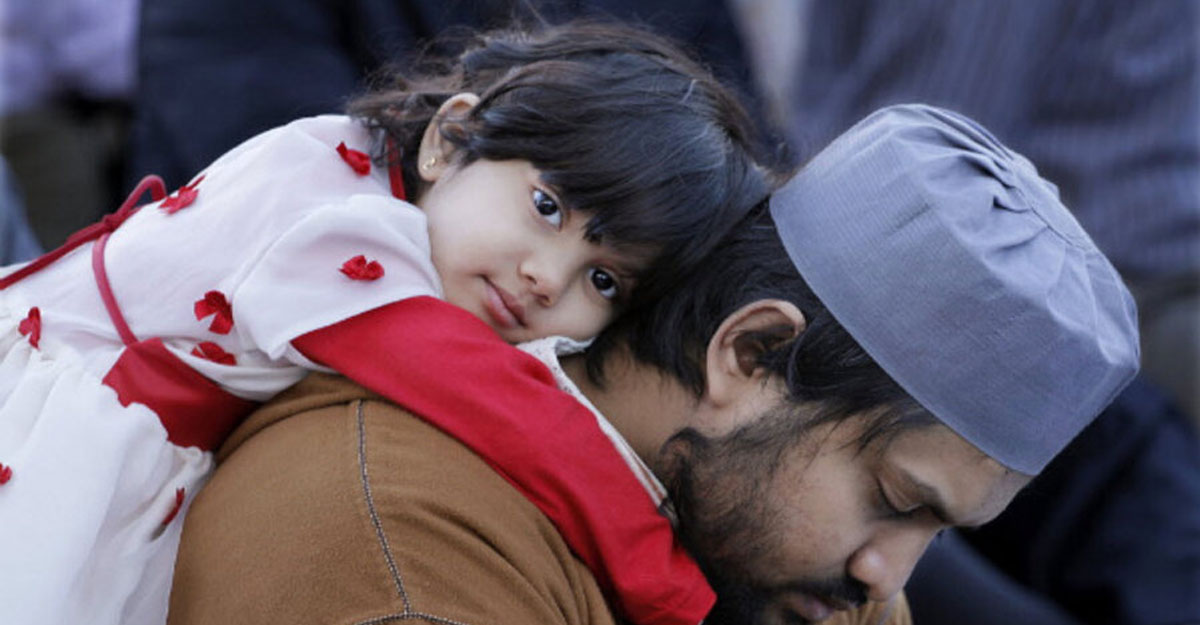 মেয়েশিশু যেভাবে আপনাকে জান্নাতে নিয়ে যাবে