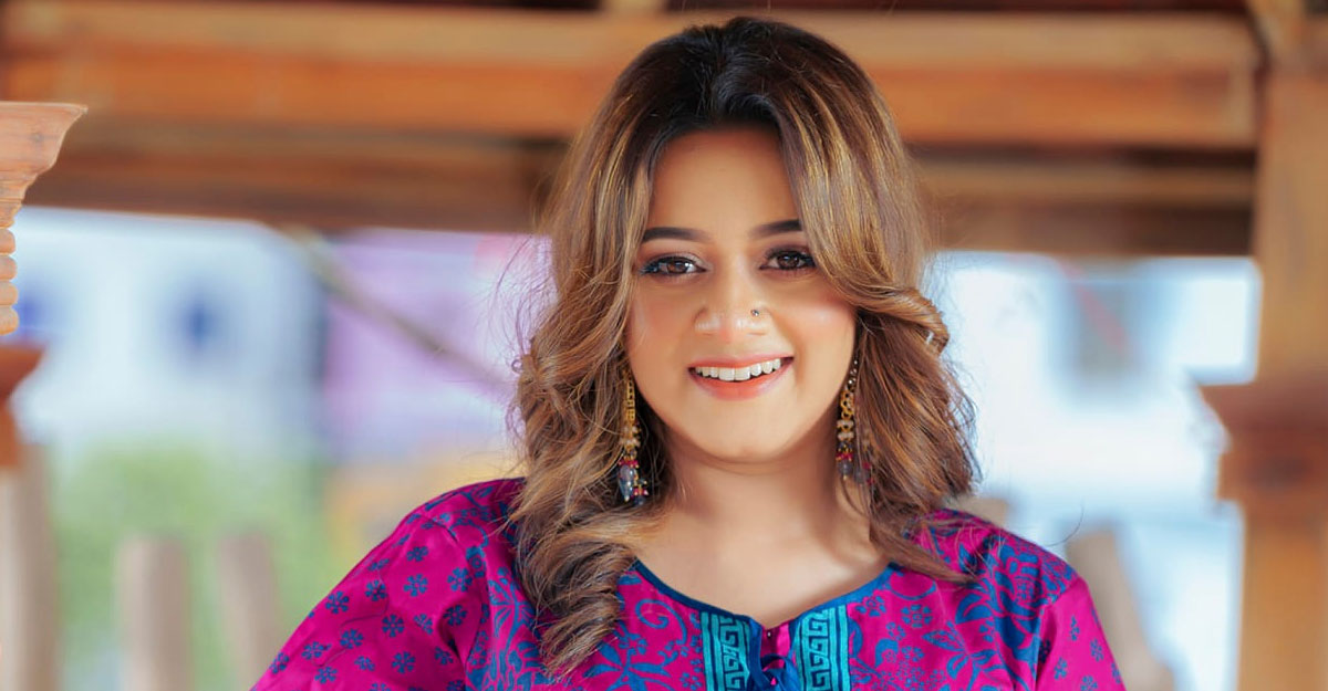 কেন আর টিকটক করবেন না দীঘি