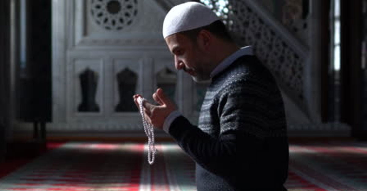 সাধ্যের বাইরে নয়, নিয়মিত আমলেই জান্নাতের নিশ্চয়তা