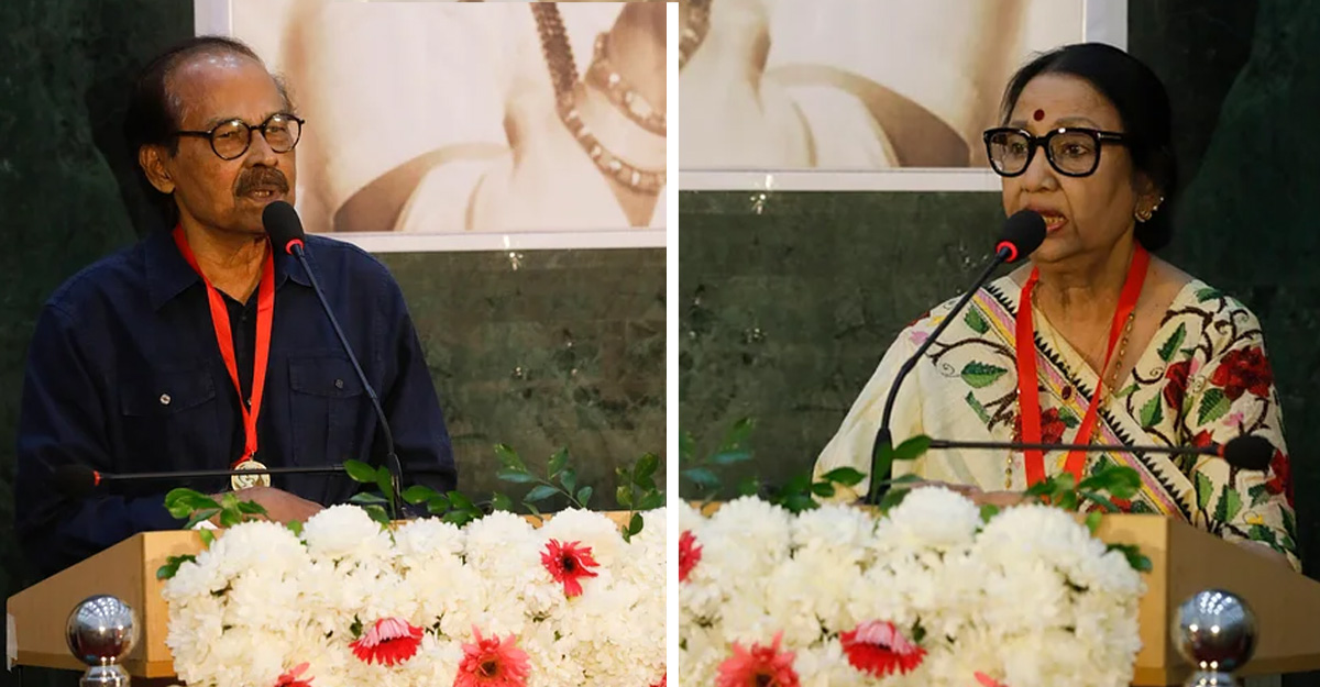 দুই সতীর্থ এক মঞ্চে পেলেন স্বর্ণপদক ও সম্মাননা