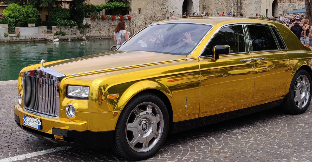 রোলস-রয়েস: অভিজাত ও রুচিশীল গাড়ির বিশ্ব জয়ের গল্প