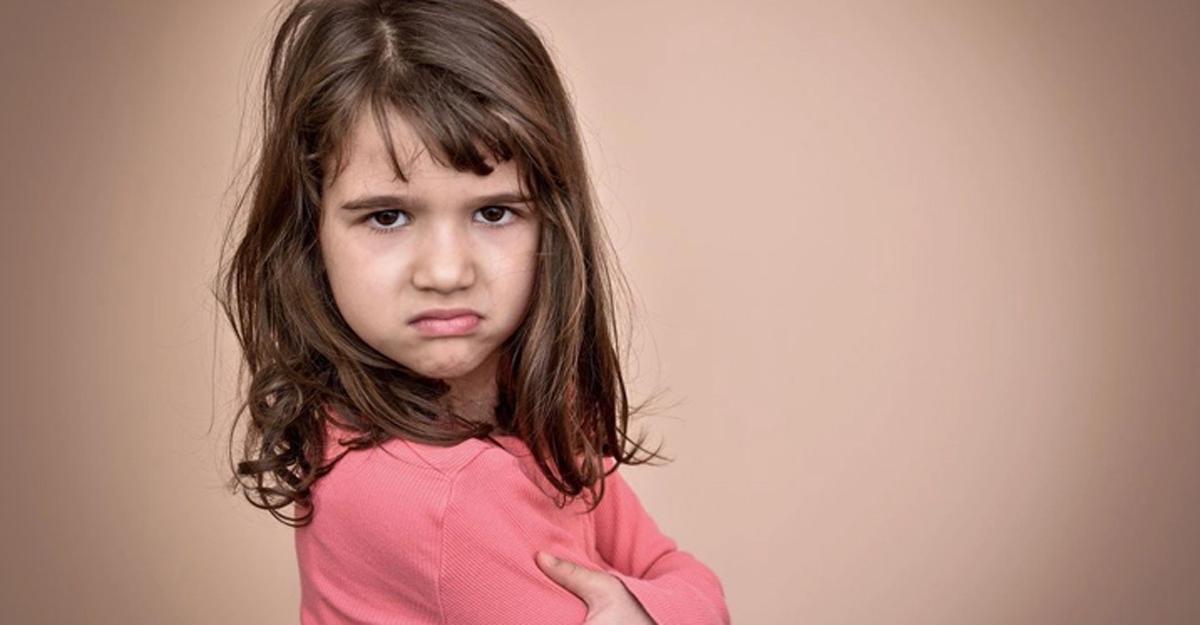 শিশু কথায় কথায় রেগে যায়? জানুন শান্ত করার উপায়