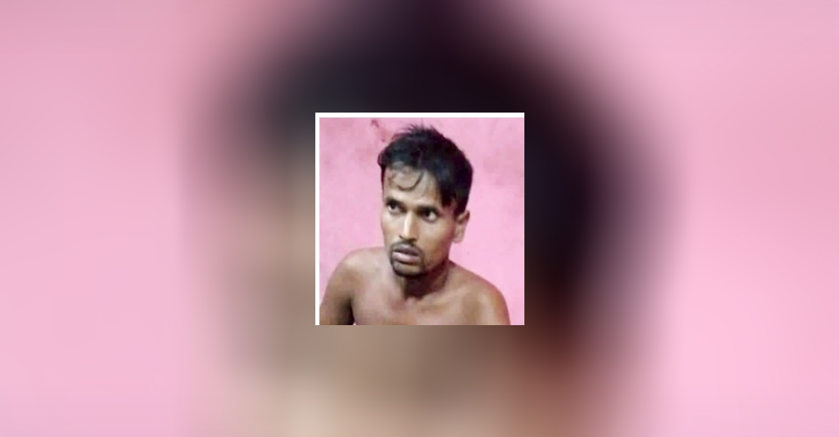 ‘আছাড় মেরে’ আড়াই মাসের শিশুকে হত্যা, বাবা আটক