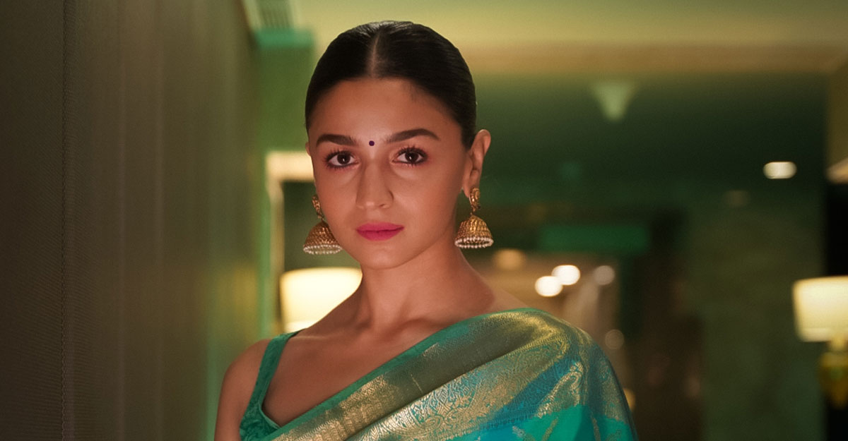 রেগে আগুন আলিয়া ভাট