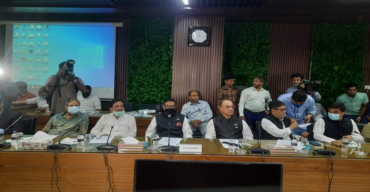 আগামী নির্বাচনে ইভিএমে ভোট চায় আওয়ামী লীগ