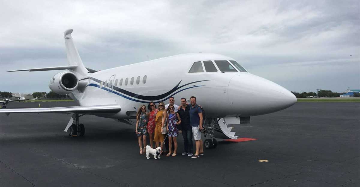 চার্টার প্লেন কী?