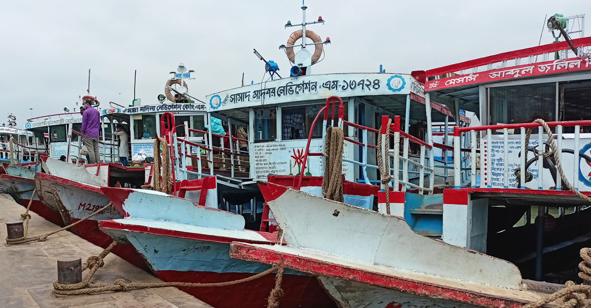 বাংলাবাজার-শিমুলিয়া রুটে বন্ধ রাখা হয়েছে নৌ চলাচল