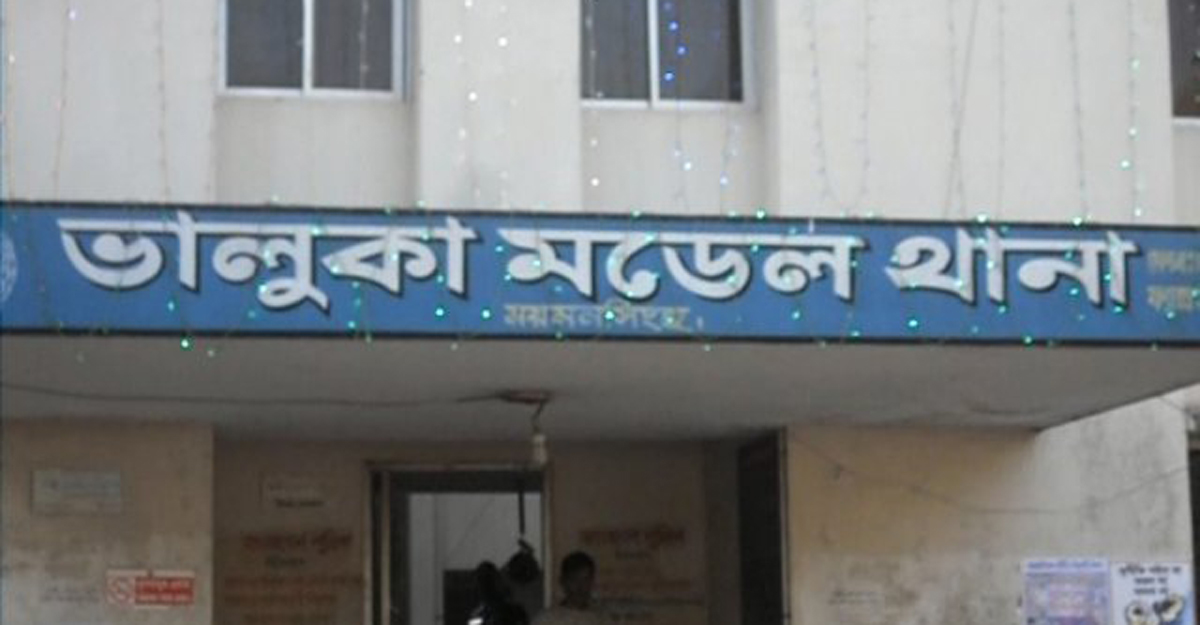 পদ্মা সেতু নিয়ে যুবদলকর্মীর ‘কুরুচিপূর্ণ পোস্ট’, থানায় অভিযোগ