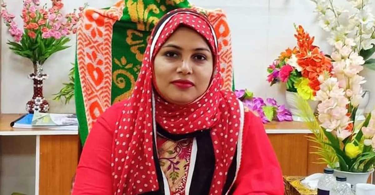 ‘জয় বাংলা’ না বলায় তোপের মুখে ইউএনও