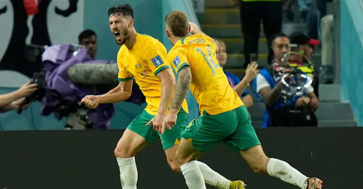 ডেনমার্ককে চমকে দিয়ে শেষ ষোলোতে অস্ট্রেলিয়া, সঙ্গী ফ্রান্স