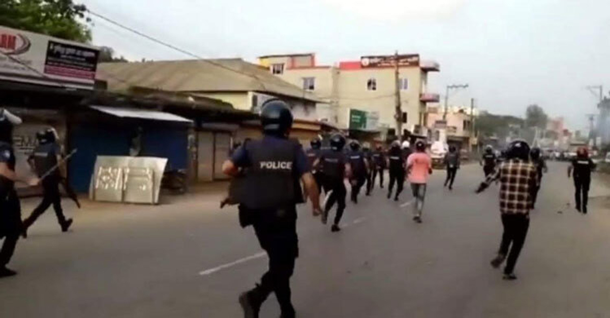 চাঁদপুরে যুবদল-পুলিশ সংঘর্ষ, আহত ১০