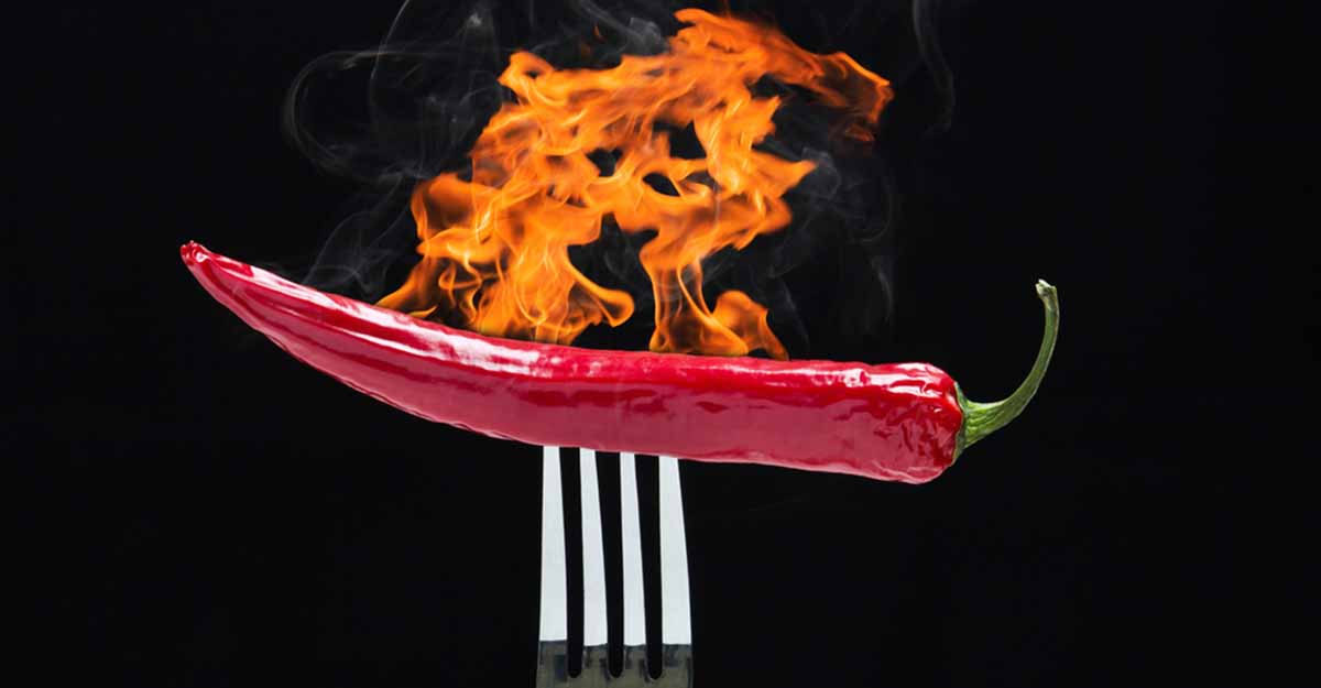 মরিচ খেলে ঝাল লাগে কেন?