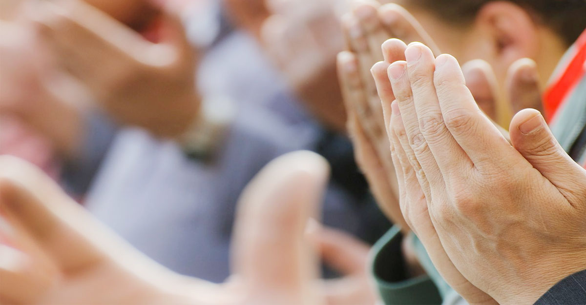 মিটিংয়ের পর যে দোয়া পড়তে বলেছেন মহানবী (স.)