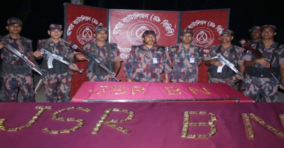 যশোরে ৮০ পিস স্বর্ণের বার উদ্ধার