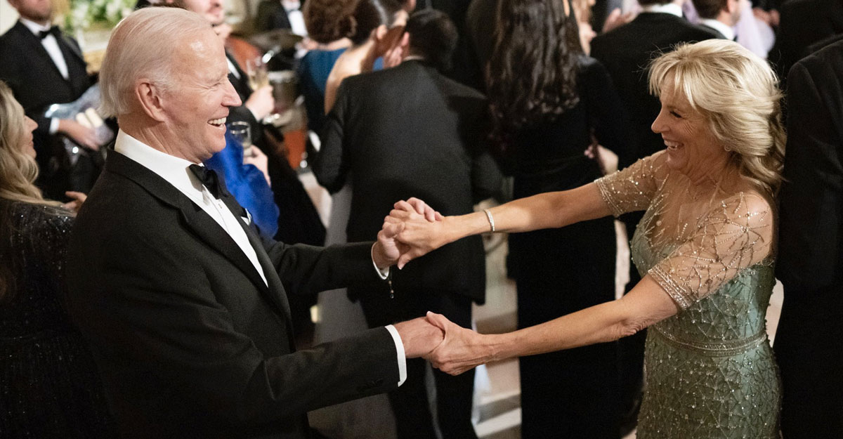 ‘আর কেউ নেই, জো তোমাকে ভালোবাসি’