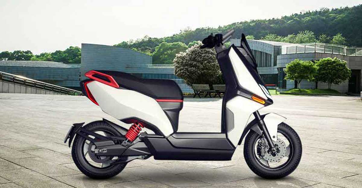 এলএমএলের ইলেকট্রিক স্কুটারে ড্যাশ ক্যামেরা