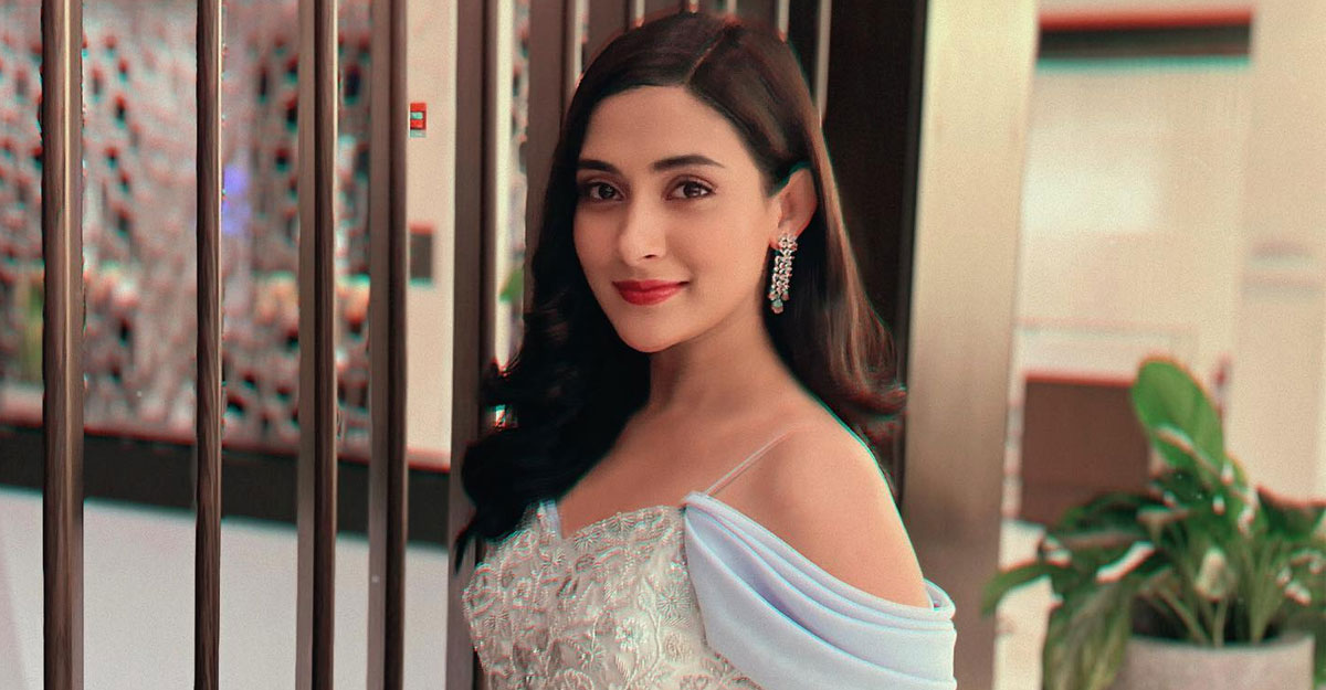 মেহজাবীনের ঔদ্ধত্যপূর্ণ ফেসবুক স্ট্যাটাস