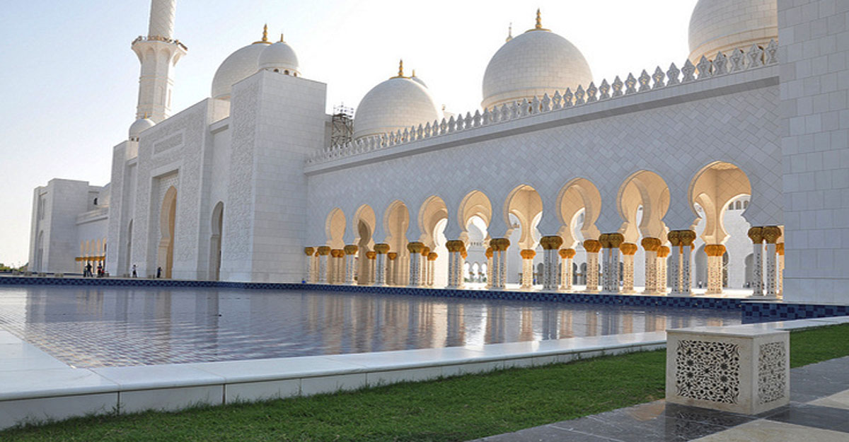 মসজিদ পরিচর্যার গুরুত্ব নিয়ে যা বলেছেন নবীজি
