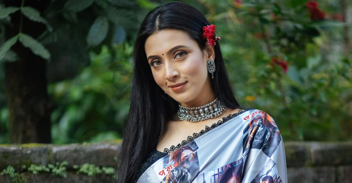 সেঞ্চুরি হাঁকিয়েও অপরাজিত মিম