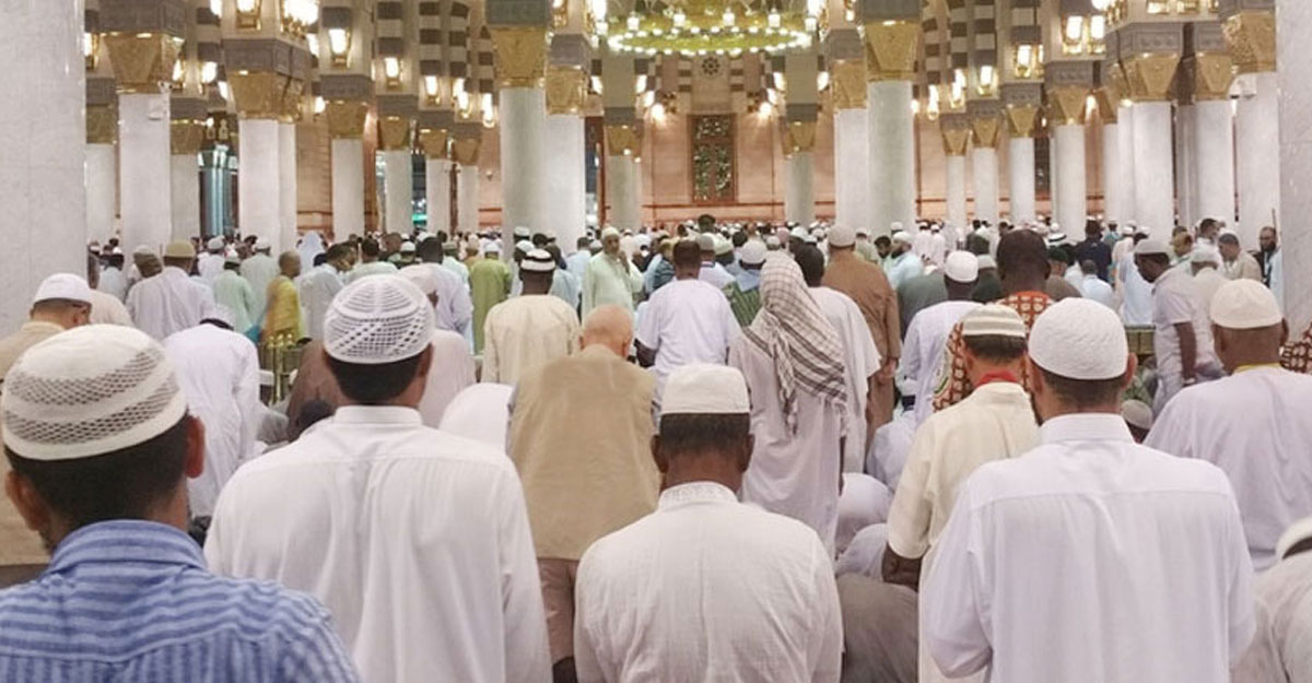 মাগরিবের জামাতে রাকাত ছুটে গেলে বাকি নামাজ পড়ার নিয়ম