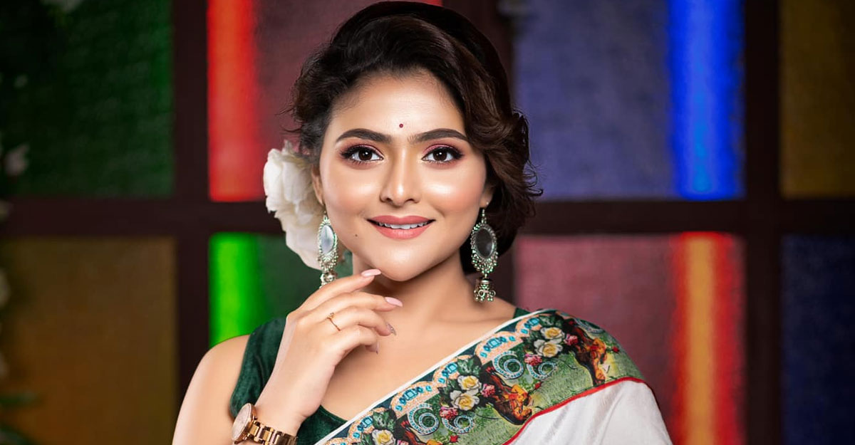 স্ট্রোক করে জীবন-মৃত্যুর সন্ধিক্ষণে অভিনেত্রী